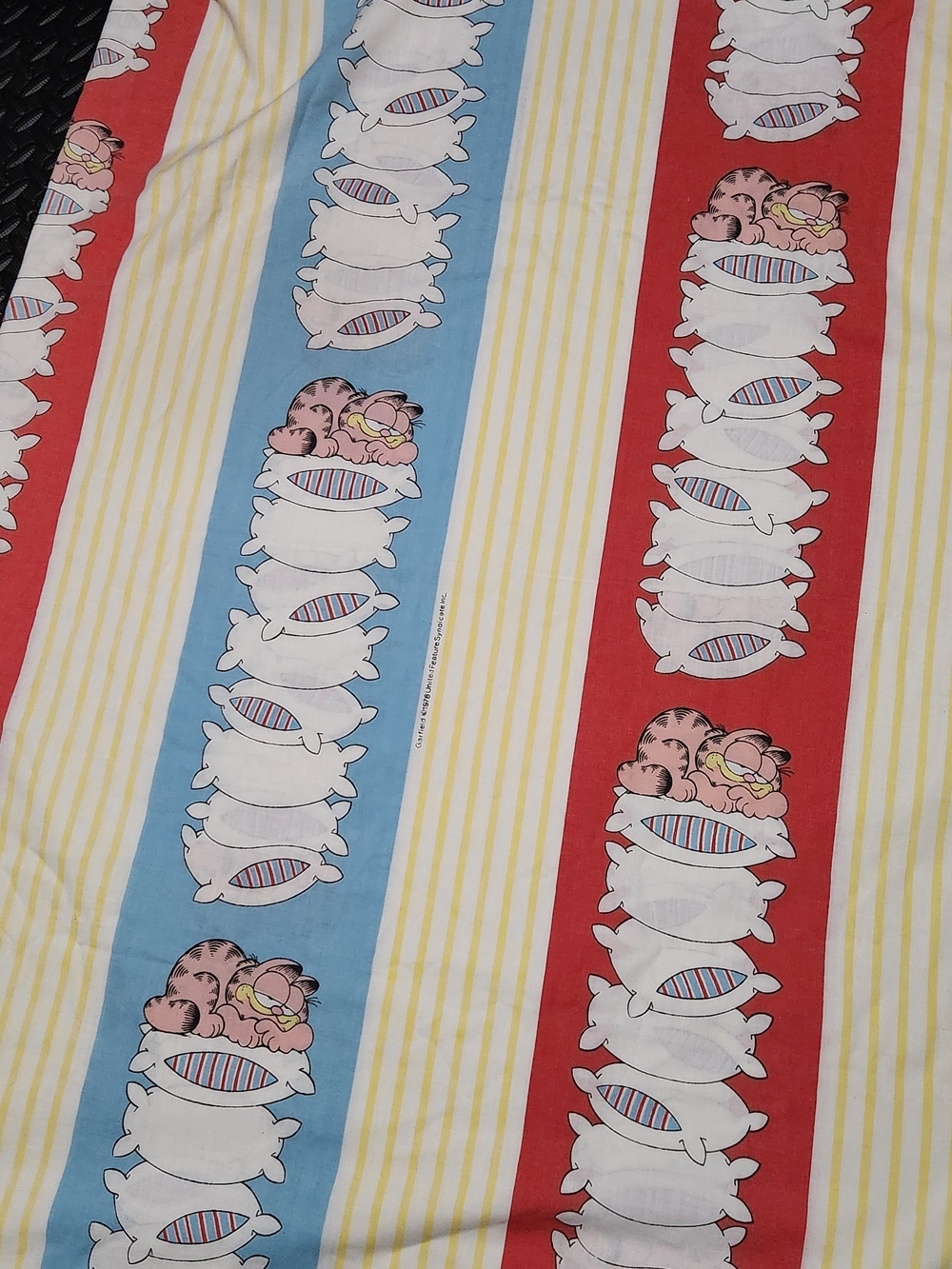 Vintage Garfield Twin Flat Sheet – 1978 Sleeping Cat Stripe Bedding